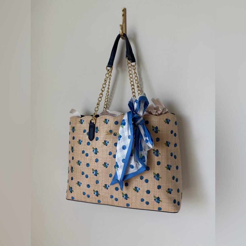 Viral Betsey Johnson blueberry woven tote bag
